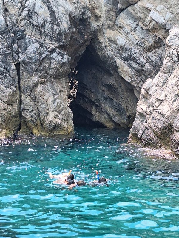 1000009328 Blue Cave