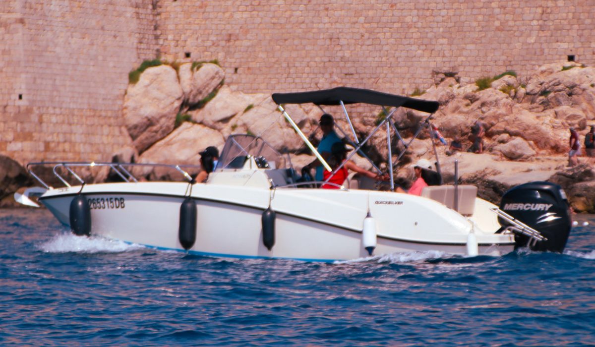 Quicksilver 675 Open Active